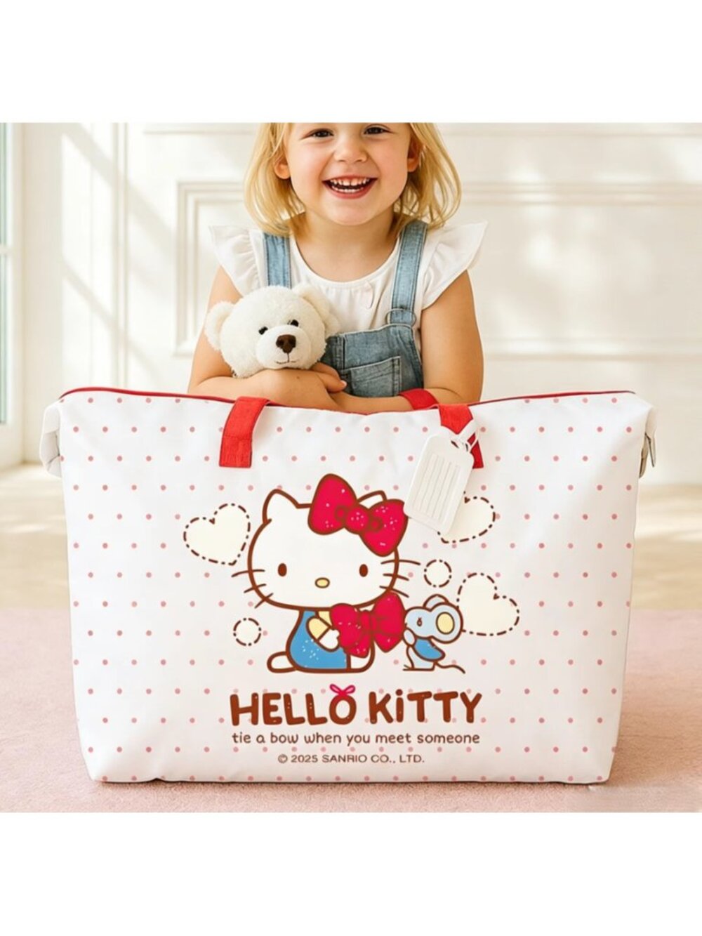 Hello Kitty Large Capacity Storage Bag Duvet Clothing Organizer Travel Moving
